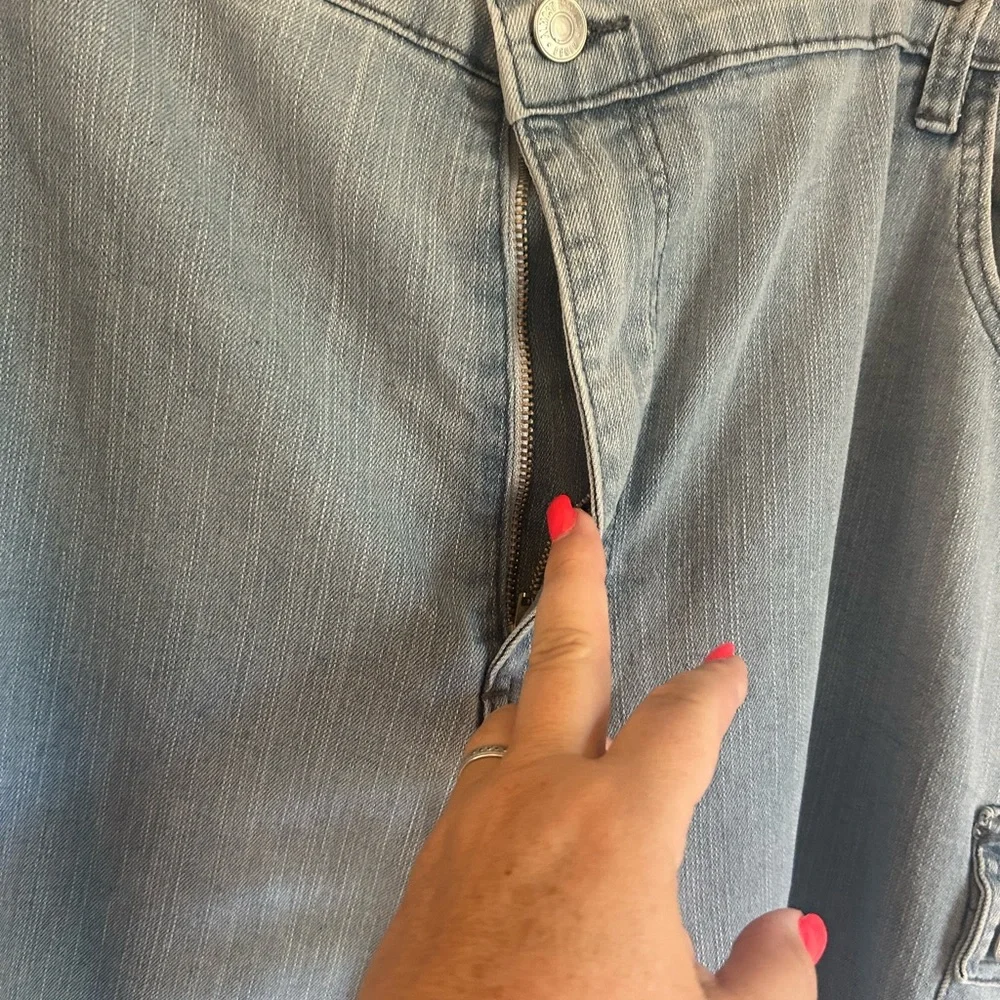 Almost‎ Famous women’s Denim Cargo Pants - Picture 4 of 7